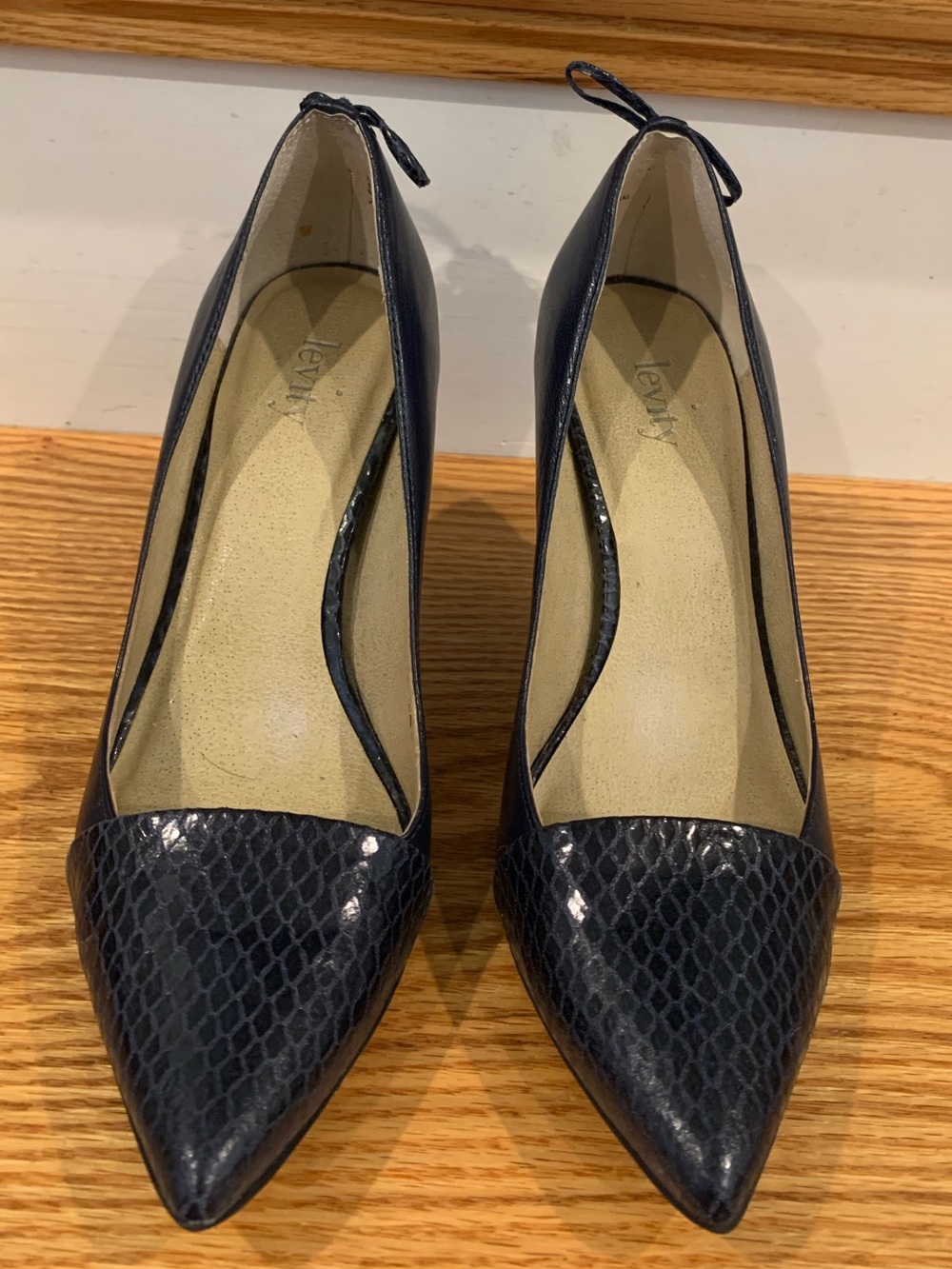 Levity Jalone Navy Pointed Toe Pumps with Textured Cap
